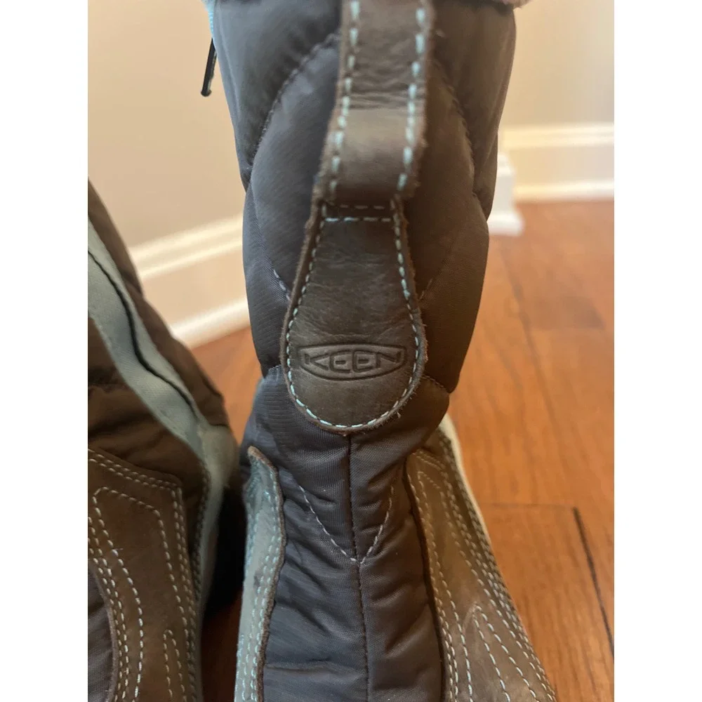 Keen Betty Insulated Winter Boots Size 7 Quilted Brown and‎ Blue